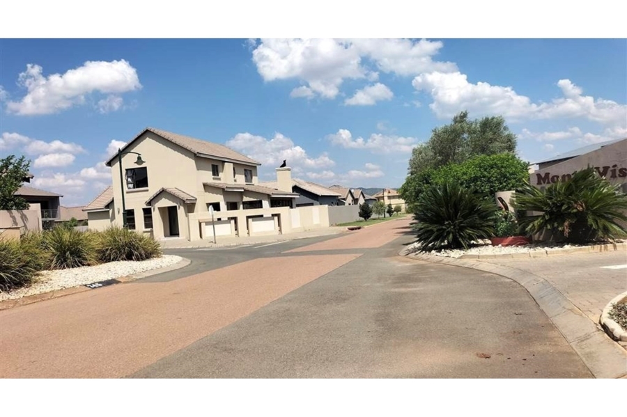 1 Bedroom Property for Sale in Gateway Manor North West